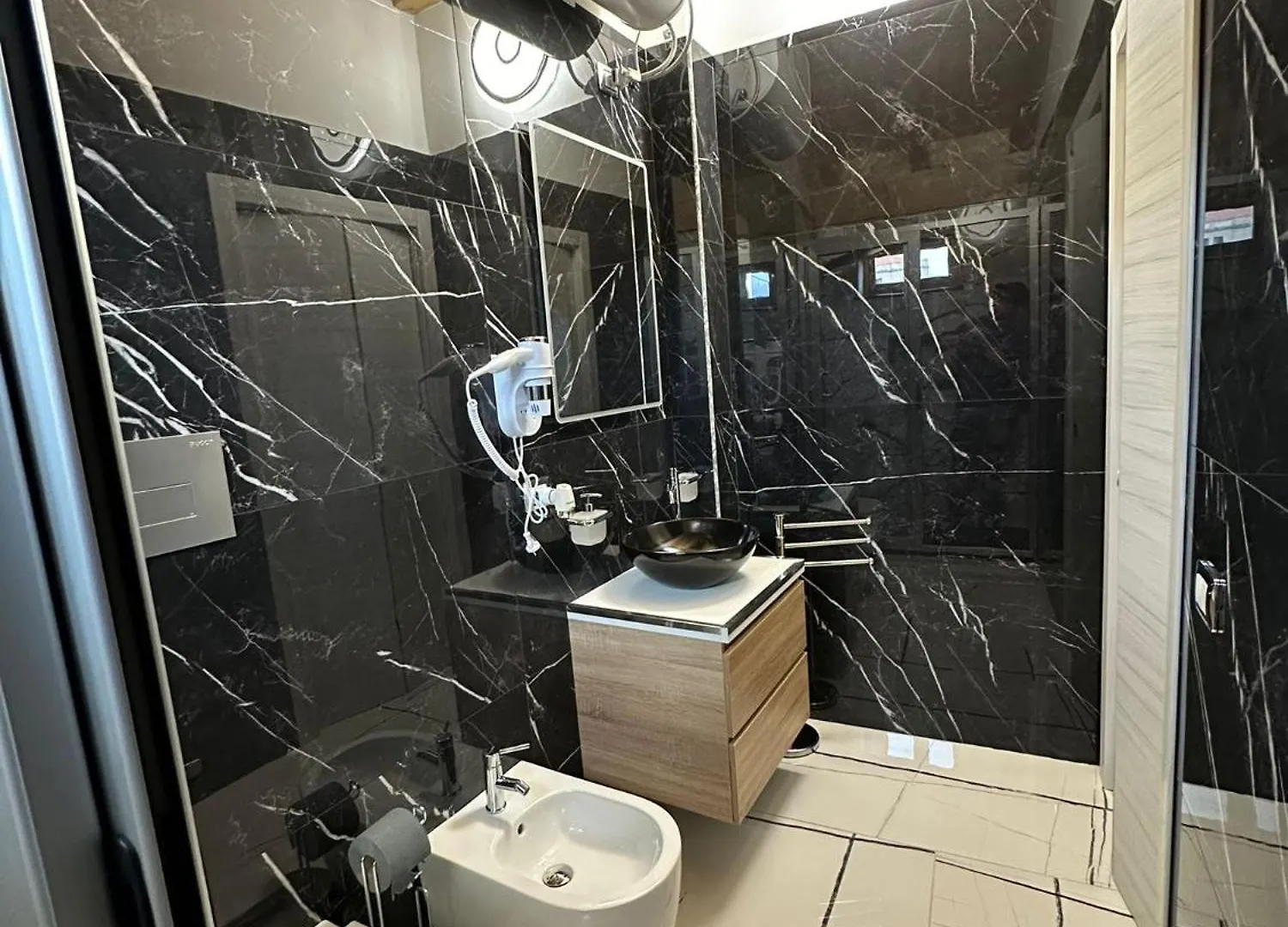 Apartment Testa House Catania Italy