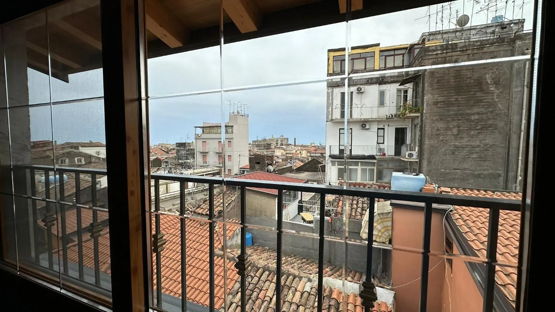 Testa House Catania 0*,  Italy